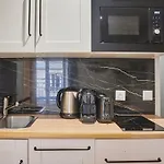 Apartment Centrer Of Paris By Studio Prestige