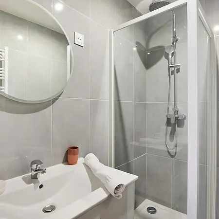Centrer Of By Prestige Apartment *
